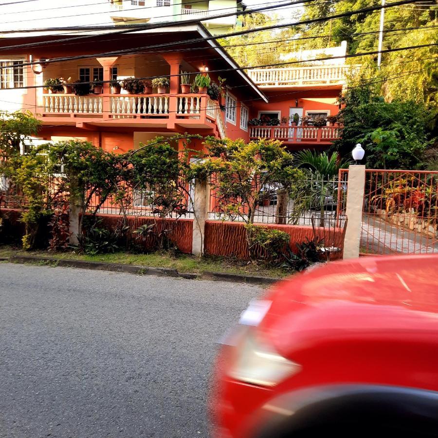3 Bedroom Apartment in westerrn Tobago Arnos Vale Buitenkant foto
